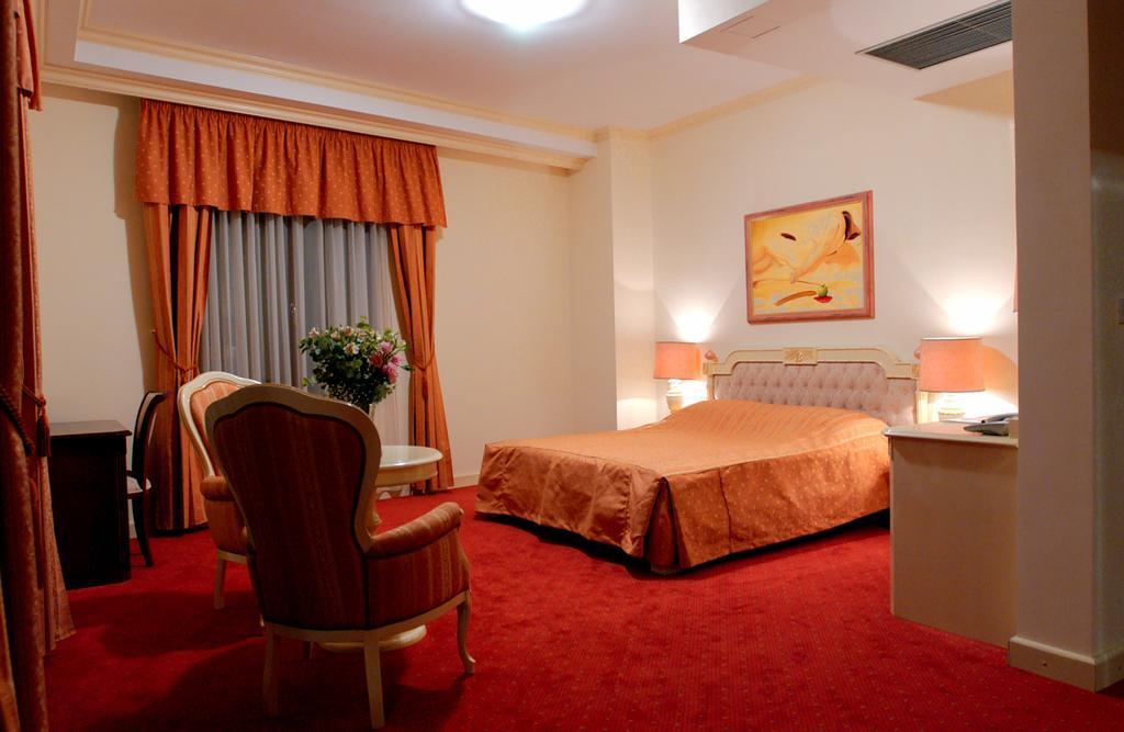 Hotel Bevanda Мостар Экстерьер фото